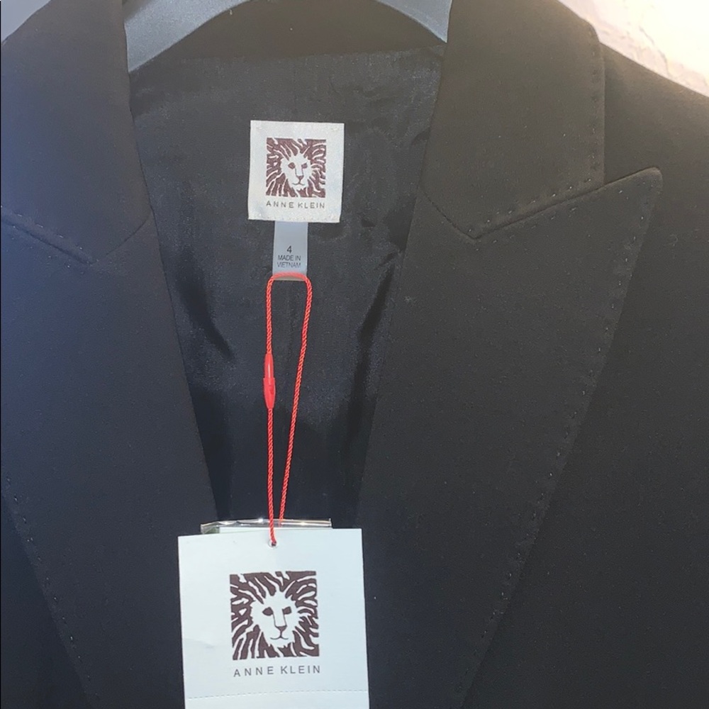 Ann Klein blazer size 4